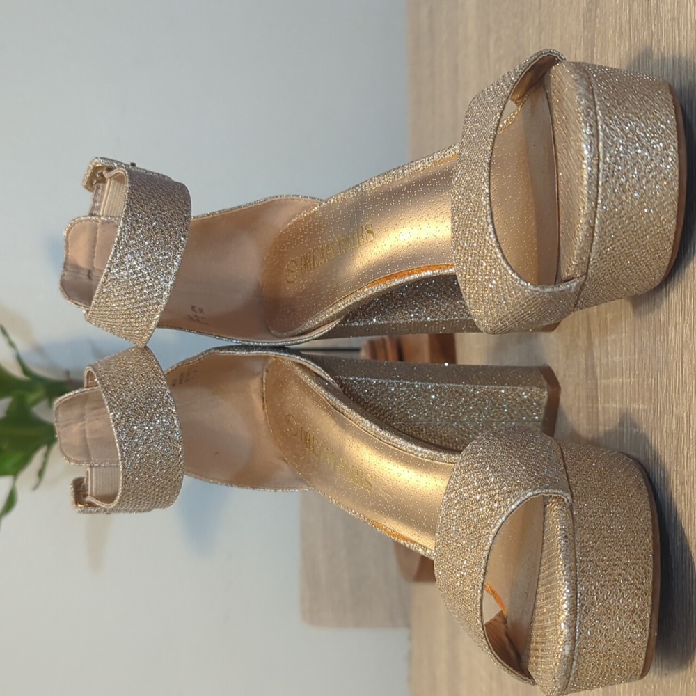 Dream Pairs Gold Chunky Heels - Picture 8 of 10